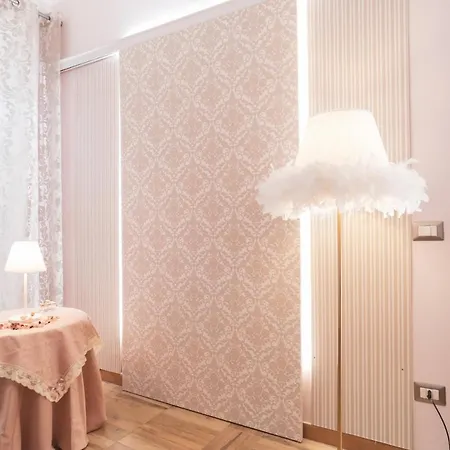 Royal - Elegante Nel Cuore Di Pensionat *