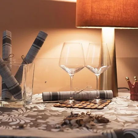 Royal - Elegante Nel Cuore Di Pensionat Rom